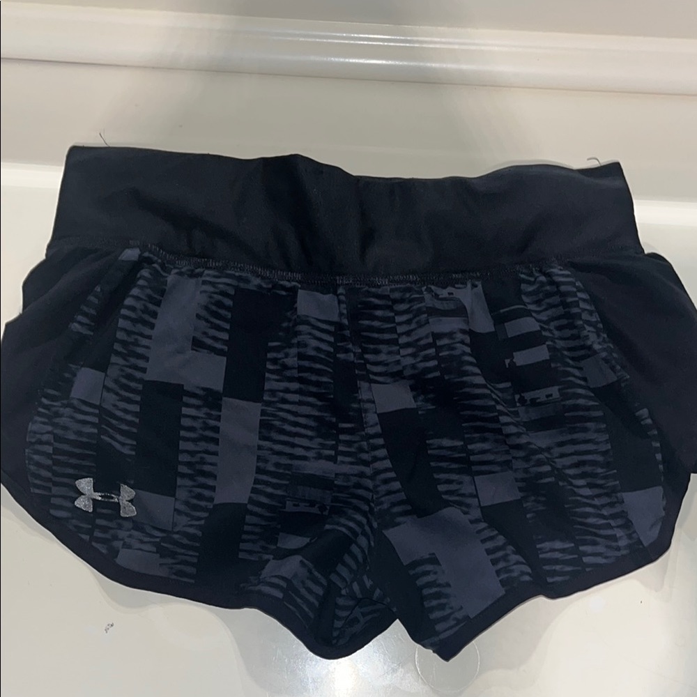 Under Armour Black Athletic Shorts Lightweight Performance